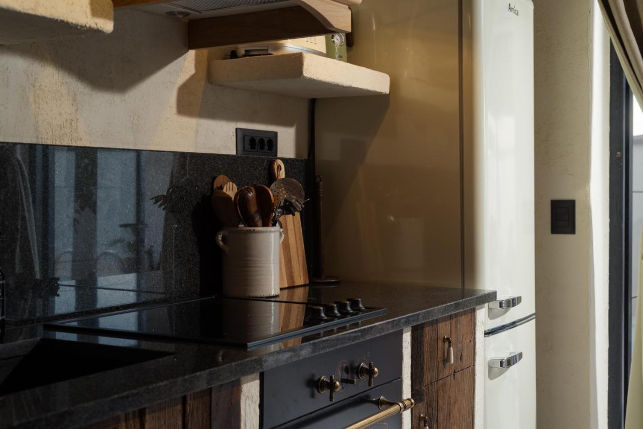 Blacksmith'S House - Rental House With Heated Pool Posedarje Εξωτερικό φωτογραφία