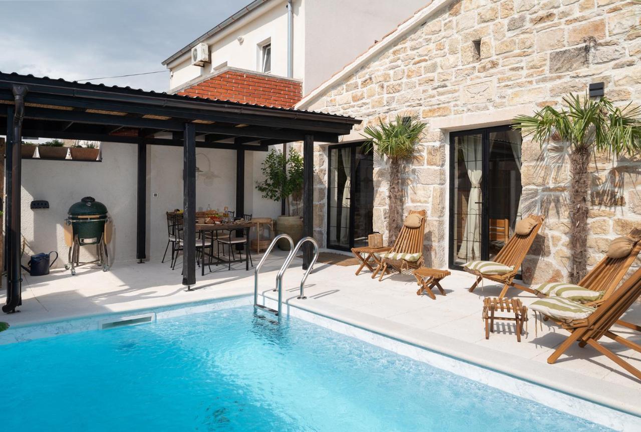 Blacksmith'S House - Rental House With Heated Pool Posedarje Εξωτερικό φωτογραφία